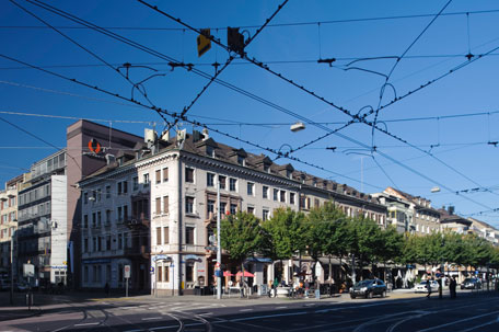 Restaurant Altes Warteck an der Ecke Clarastrasse/Riehenring