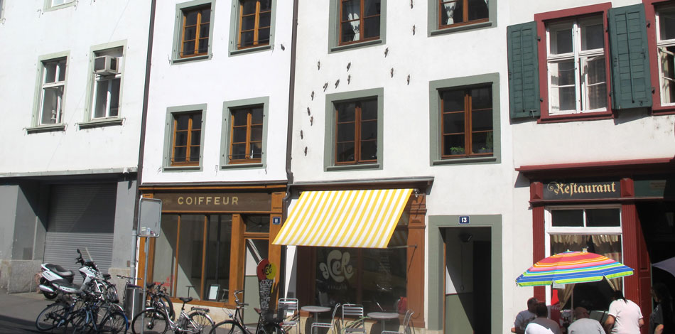 Die Kleinbasler Altstadt: Häuser in der Rheingasse